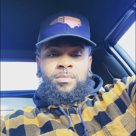 Meet your Posher, Kenneth - Picture 1 of 1